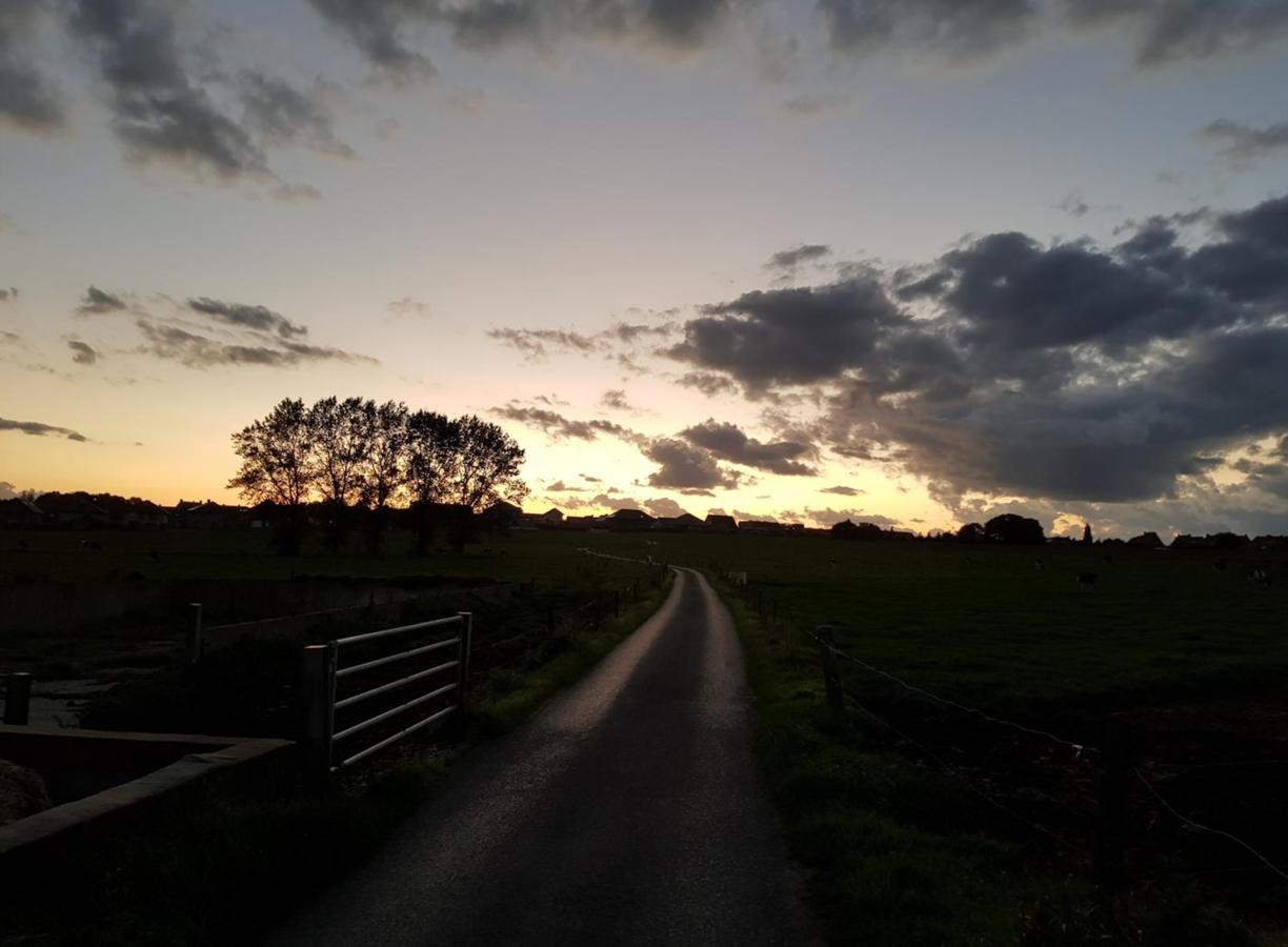 De Kouterhoeve Moorslede Buitenkant foto
