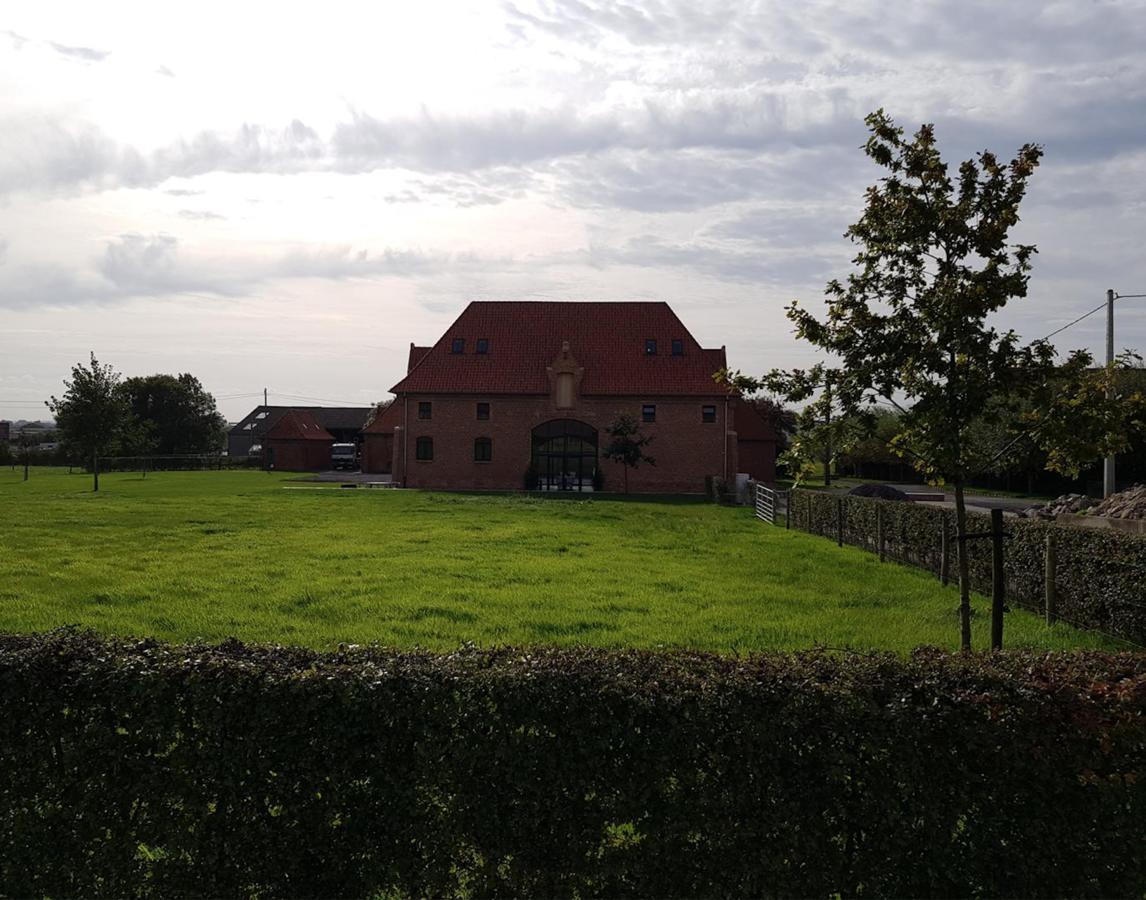 De Kouterhoeve Moorslede Buitenkant foto